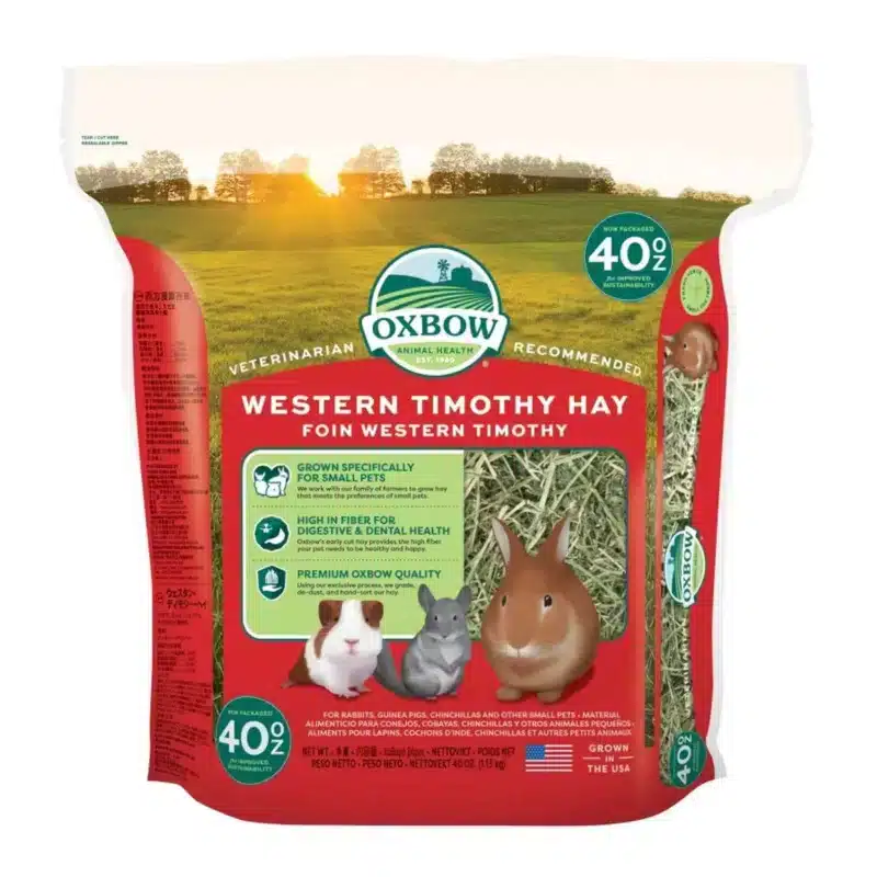 Heno Western Timothy de Oxbow es una fuente esencial para la salud digestiva de conejos, cobayas, chinchillas y otros animales herbívoros pequeños.