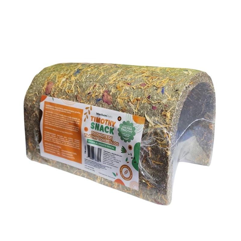 Escondite de Timothy con petalos